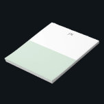 Bloc-note Liste Fabriquant Un Blocage De Couleur Blanc Paste<br><div class="desc">Épluchez le pavé vert pastel et blanc. Un cadeau monogrammé unique en couleur pour enseignant,  patron ou pour toute personne à utiliser à la maison ou au bureau.</div>