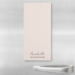 Bloc-note Magnétique Rose clair monogramme | Minimaliste moderne Femini<br><div class="desc">Un design simple et élégant monogramme personnalisé avec une typographie manuscrite minimaliste moderne associée à une typographie en bloc en noir sur un élégant arrière - plan rose pastel. Le nom monogramme peut être facilement personnalisé pour rendre un design aussi unique que vous êtes! Le cadeau ou accessoire parfaitement personnel...</div>