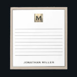 Bloc-note Monogramme d'or en lin beige personnalisé<br><div class="desc">Restez organisé avec style avec ce bloc-notes personnalisé en lin beige avec un design sophistiqué en monogramme noir et or. Les pages alignées offrent un espace suffisant pour noter des notes, des listes de choses à faire, etc., tandis que le design élégant ajoute une touche de luxe à votre vie...</div>