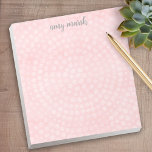 Bloc-note Motif Boho Dot moderne avec nom de script bounce<br><div class="desc">Ajoutez votre nom à ce design bohémien avec un arrière - plan bouché rose et un motif à points. Il comprend des lignes pour écrire une liste à faire ou d'autres notes. Le nom est un script de calligraphie de rebond. Une belle écriture et un design féminin qui est parfait...</div>