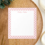 Bloc-note Motif De Paniers De Chien Roses Et Blancs Et Votre<br><div class="desc">Le milieu est blanc et la bordure rose pâle avec un motif d'empreintes de pattes de chien blanc. Il y a aussi une zone de texte personnalisable en haut en rose belle police de script.</div>