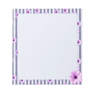 Bloc-note motif rayé avec des pâquerettes violettes