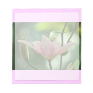 Bloc-note Pink Lily-Bokeh par Shirley Taylor