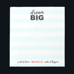 Bloc-note Rêvez grand, écrivez-le, faites-le arriver, person<br><div class="desc">Ce bloc-notes spécial,  personnalisé et personnalisé peut vous aider à rester sur la bonne voie pour "rêver grand" et "faire les choses se produire". Vous pouvez également le donner en cadeau dans le cadre de la collection. Customisez les couleurs à votre goût avec un nom.</div>