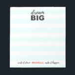 Bloc-note Rêvez grand, écrivez-le, faites-le arriver, person<br><div class="desc">Ce bloc-notes spécial,  personnalisé et personnalisé peut vous aider à rester sur la bonne voie pour "rêver grand" et "faire les choses se produire". Vous pouvez également le donner en cadeau dans le cadre de la collection. Customisez les couleurs à votre goût avec un nom.</div>