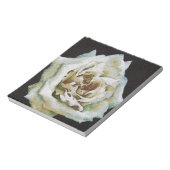 Bloc-note Rose impressionniste isolé sur noir (Tourné)