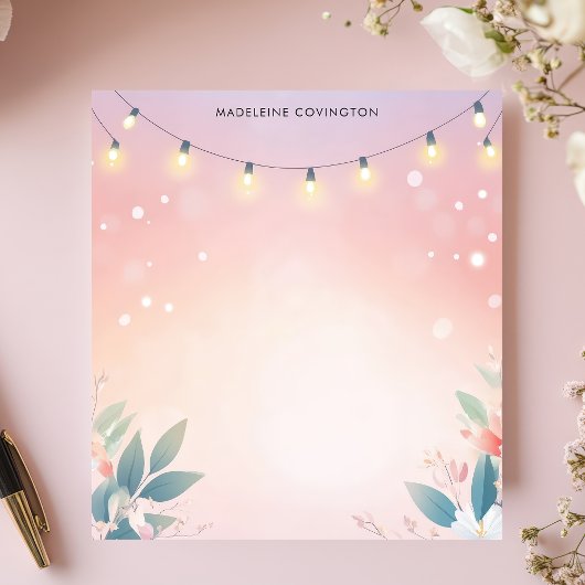 Bloc-note String Lights Floral Pastel Nom personnalisé
