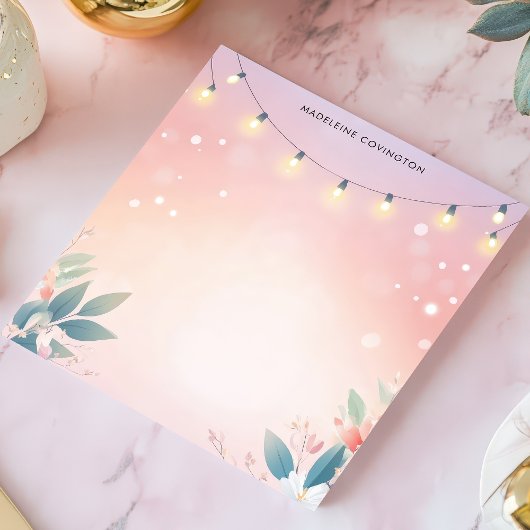 Bloc-note String Lights Floral Pastel Nom personnalisé