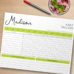 Bloc-note Stylish Simple Daily Habit Tracker Accents verts<br><div class="desc">Créez une liste d'habitudes pour construire de bonnes habitudes et un mode de vie sain grâce à ce traqueur d'habitudes quotidiennes personnalisé, simple et facile à utiliser. Personnalisez avec le nom et votre propre citation en bas, ou gardez la citation motivationnelle actuellement là. Comment ça marche ? Faites le tour...</div>