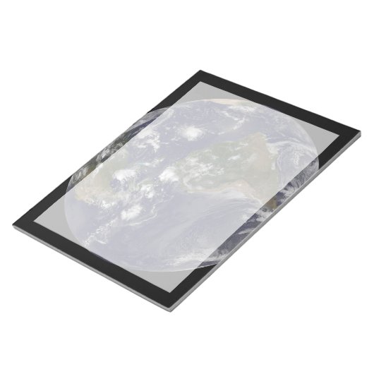 Bloc-note Terre Pleine Montrant Les Tempêtes Tropicales Dans (Incliné)