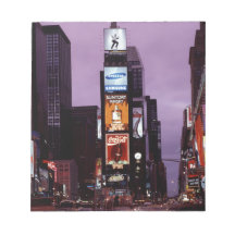 Trafic Carré du New York Times la nuit