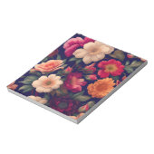 Bloc-note Un papier peint avec un motif floral (Tourné)