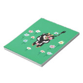 Bloc-note Vache dans les pâturages verts avec fleurs (Tourné)