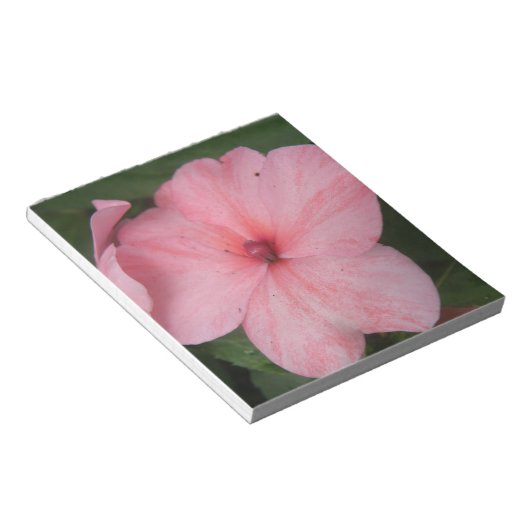 Bloc-notes à fleurs rose pâle (Incliné)