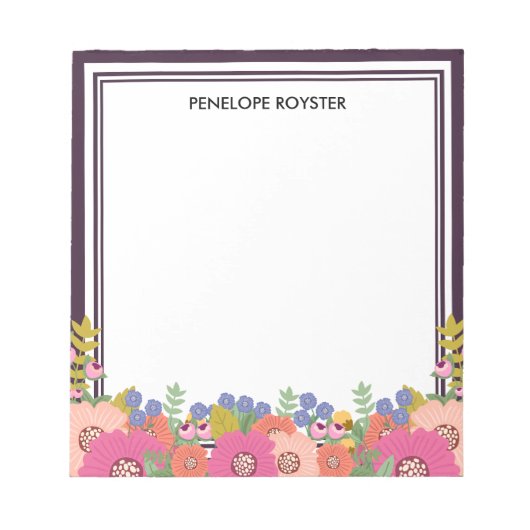 Bloc-notes à motif floral prune foncé avec nom (Devant)