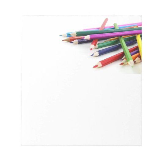 Bloc-notes de crayons colorés empilés (Devant)