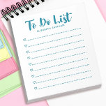 Bloc-notes de la liste de lecture simple moderne<br><div class="desc">Un bloc-notes bleu et blanc turquoise simple et moderne avec les mots "faire la liste" dans une police de script. Personnalisez-le avec votre nom. Faites un cadeau amusant pour la Saint Valentin,  les anniversaires ou toute occasion! Conçu pour vous par Blackberry Boulevard.</div>
