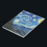 Bloc-notes de nuit Vincent Van Gogh Starry<br><div class="desc">Mon fils de 8ans a étudié l'art en 2e année,  et maintenant il connaît Van Gogh...  parmi d'autres grands artistes. Starry Night est l'un de ses tableaux préférés et j'espère que c'est aussi le vôtre.</div>