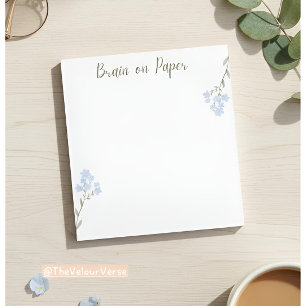 Bloc-notes esthétique minimal avec fleurs bleues