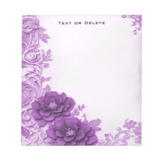 Bloc-notes florissant de fleurs violettes