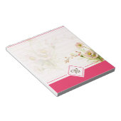 Bloc-notes monogrammé aux pâquerettes roses (Incliné)