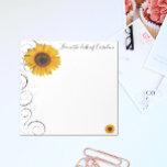 Bloc-notes personnalisé de tournesol<br><div class="desc">Ajoutez des notes et des rappels avec un Bloc-notes de tournesol personnalisé. Le design du Bloc-notes comprend un tournesol jaune vif orné de fleurs grasses noires et grises. Autres articles de papeterie correspondants disponibles avec cette conception aussi. Si vous avez besoin d'aide pour la personnalisation,  veuillez me contacter directement.</div>