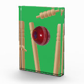 Bloc Photo Bol Vert Au Cricket, (Droite)