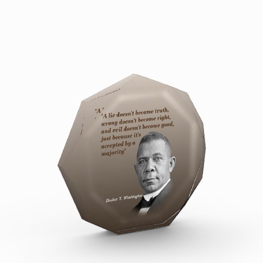 Bloc Photo Booker T. Washington Quota On Truth, Right, Good (Gauche)