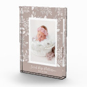 Bloc Photo Botaniques blancs sur Taupe Nom personnalisé (Droite)