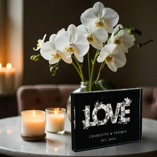 Bloc Photo Cute Black White and Grey Shades Floral LOVE Word