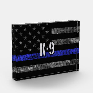 Bloc Photo Drapeau de police de l'unité K-9 en détresse