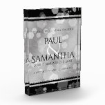 Bloc Photo Élégante fête du 10e anniversaire du Mariage de Ti<br><div class="desc">Commémorez le 10ème anniversaire du mariage avec cet élégant bloc photo ! Elégante lettrage noir serif avec des confettis hexagonaux sur un arrière - plan de feuille d'étain ajouter une touche mémorable pour cette occasion spéciale et jalon. Customisez les noms des heureux couples, les années de mariage et les messages...</div>