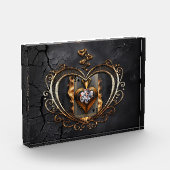 Bloc Photo Femmes de carte cardiaque en flammes. (Gauche)