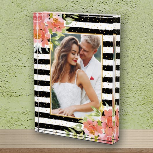 Bloc Photo Flowers on Black White Stripes