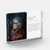 Bloc Photo "Forever in our Hearts" Memorial, Name, Photo (Gauche)