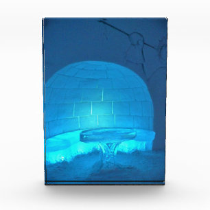 Bloc Photo Igloo room at Hotel de Glace, Québec, Canada