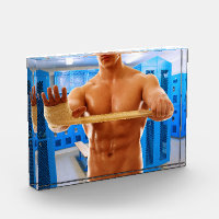 La chemise de SlipperyJoe homme musclé torse nu ab