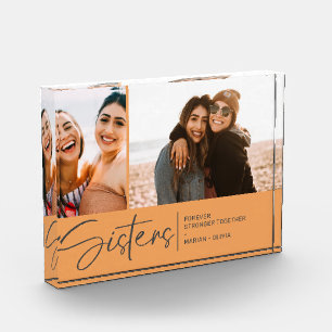 Bloc Photo Les Soeurs modernes gardent deux photos Pale Orang