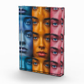 Bloc Photo Motif des faces colorées (Droite)