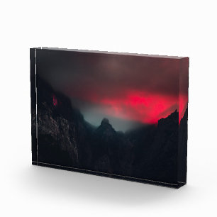 Bloc Photo Nuages brûlants, brouillard et montagnes
