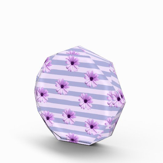 Bloc Photo Pastel stripes pattern with Daisies (Droite)