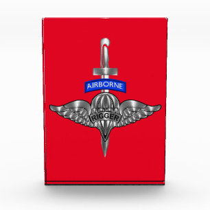 Bloc Photo Personnalité de Rigger Dagger