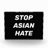 Bloc Photo Stop Asian Hate, panneau acrylique noir blanc (Devant)