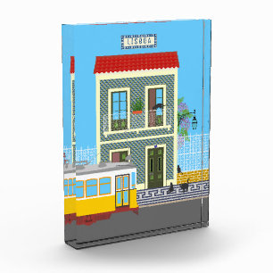 Bloc Photo Vieille maison de Lisbonne avec chats et tramway j