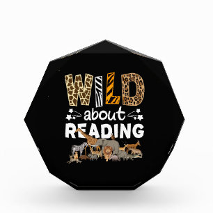 Bloc Photo Wild About Reading Books And Bookworm Library