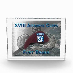 Bloc Photo XVIII Airborne Dragons