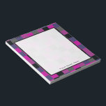 Blocs couleur violet et noir Bloc-notes personnali<br><div class="desc">Un bloc-notes avec un arrière - plan de blocs de couleurs en violet,  gris et noir. Personnalisez avec votre nom.</div>