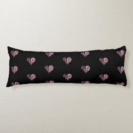 Bloed roze en zwarte Filigree Heart Body Pillow Lichaamskussen
