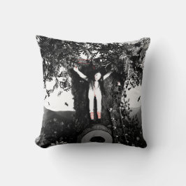 Bloed thee en rood string pop kussen