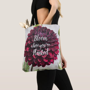 Bloei Waar Je Geplant Bent Citaat Rode Dahlia Draagtas